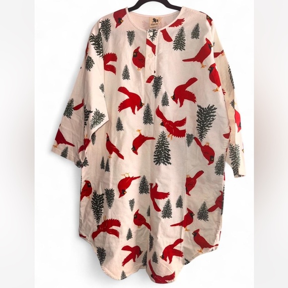 Hatley Other - Hatley Cream Nightgown with Red and Green Print